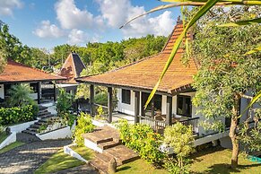 Surya Melasti Beach Villa