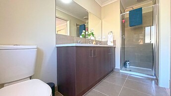 Spacious 7BRM 5-bathroom Rental House