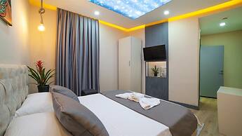 Marina Homes