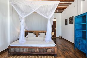 CInnamon Hotel