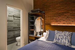 Cove W Suites