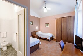 HOTEL CASTELLO