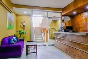 Hotel Embassy