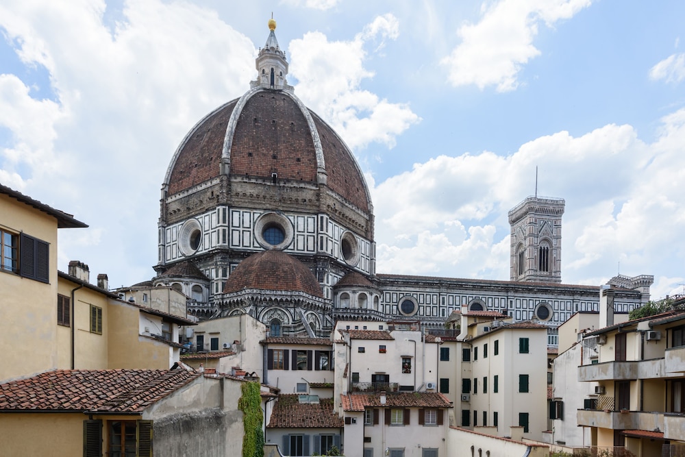 Ricasoli Duomo View by Mmega