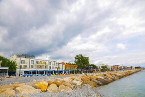 Altinoluk Otel