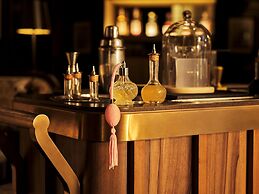 The Lana - Dorchester Collection