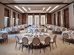 The Lana - Dorchester Collection