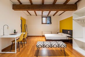 Strada Maggiore Apts by Wonderful Italy