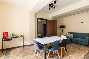 Strada Maggiore Apts by Wonderful Italy
