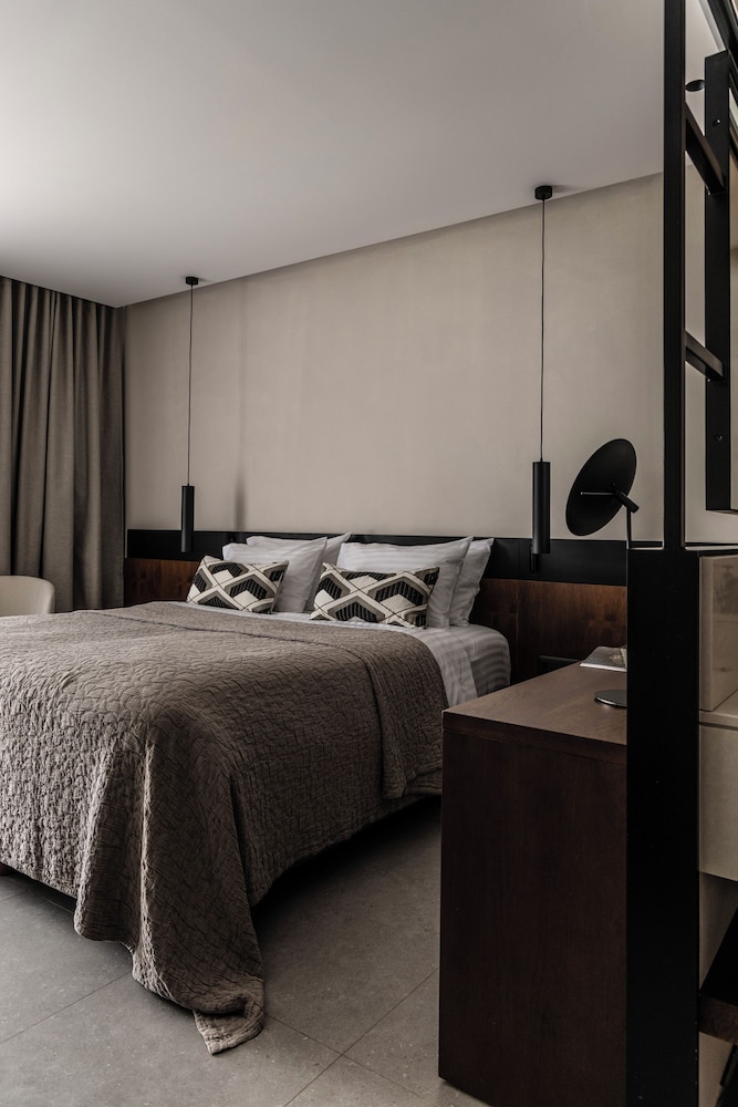 King Jason Zante – Designed for Adults