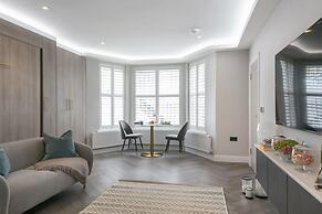 Urban Chic - Nevern