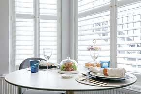 Urban Chic - Nevern