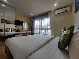 V Check Inn Sukhumvit 22