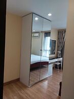 V Check Inn Sukhumvit 22