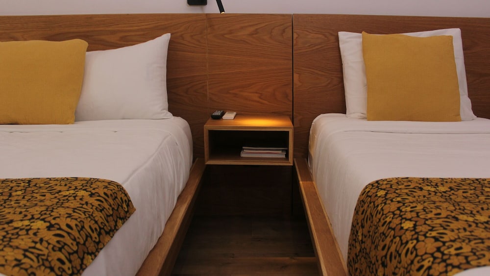 Hotel Brecha