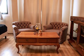 Antique Hotel