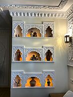 Bobosh Hotel