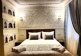 Bobosh Hotel