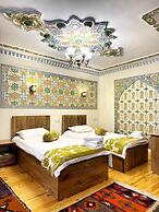 Bobosh Hotel
