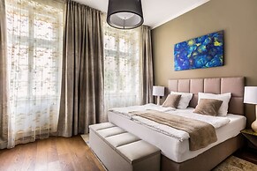 Luxury Prague Riverside Apartment