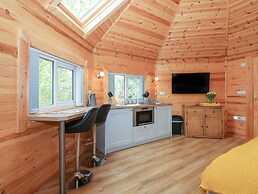 Honeybee Retreat