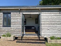Red Oaks Shepherds hut