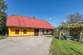 Kunstek Farmhouse With Sauna