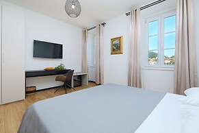 Boutique Garden Rooms