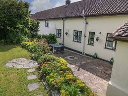 1 Old Farm Court
