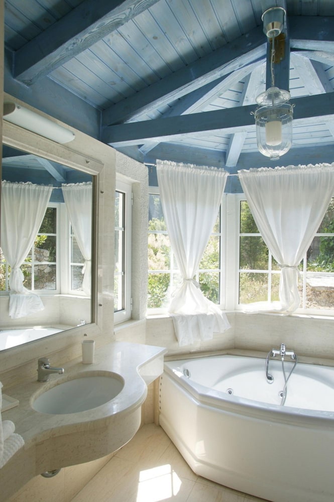 Villa Olea - Agios Nikitas Villas