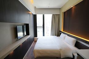 Epoch Hotel