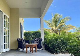 Colibri Court
