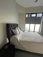 Sleek & Central 1BD Flat - Battersea Park