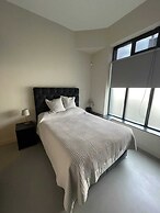 Sleek & Central 1BD Flat - Battersea Park