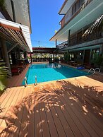 Le Grand bleu Hotel