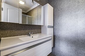 Jash Bedrooms