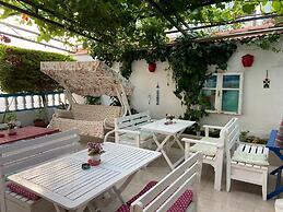 neşe otel
