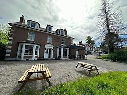 Mackay's Spa Lodge Hotel