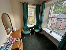 Mackay's Spa Lodge Hotel
