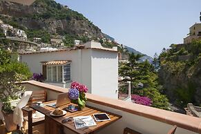 Estate4home - Nikos