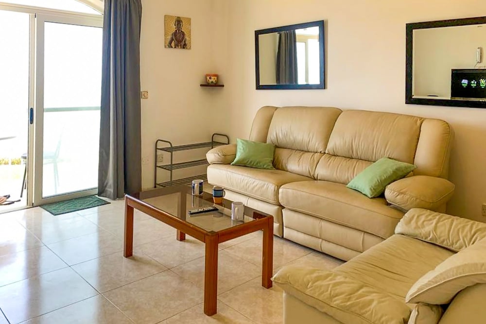 Seafront apartment in Gozo, Marsalforn
