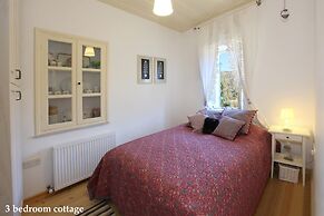 Kalopanayiotis Cottage