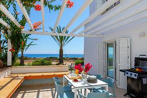 Protaras Seafront Villa Violetta