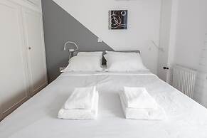 Deco Marble Apt With Acropolis View