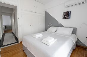 Deco Marble Apt With Acropolis View