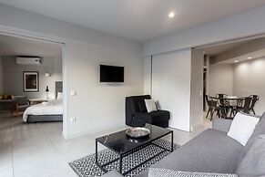 Fantastic Central Athens Suite With Rooftop Deck