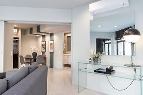 Fantastic Central Athens Suite With Rooftop Deck