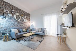 Stylish 1BR Retreat in Central Athens