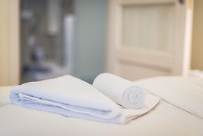 Stylish 1BR Retreat in Central Athens
