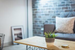 Stylish 1BR Retreat in Central Athens